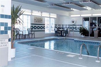 Express And Chicago West - St Charles By Ihg