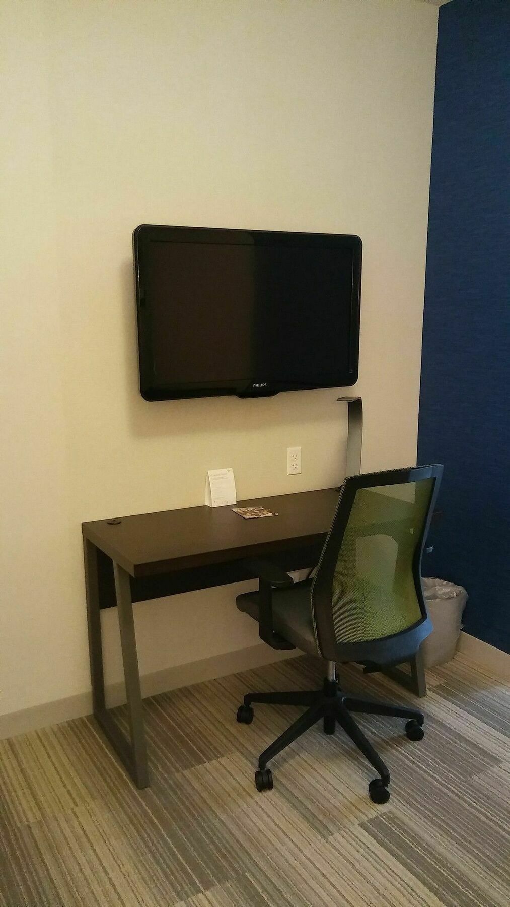 Express And Chicago West - St Charles By Ihg 2*