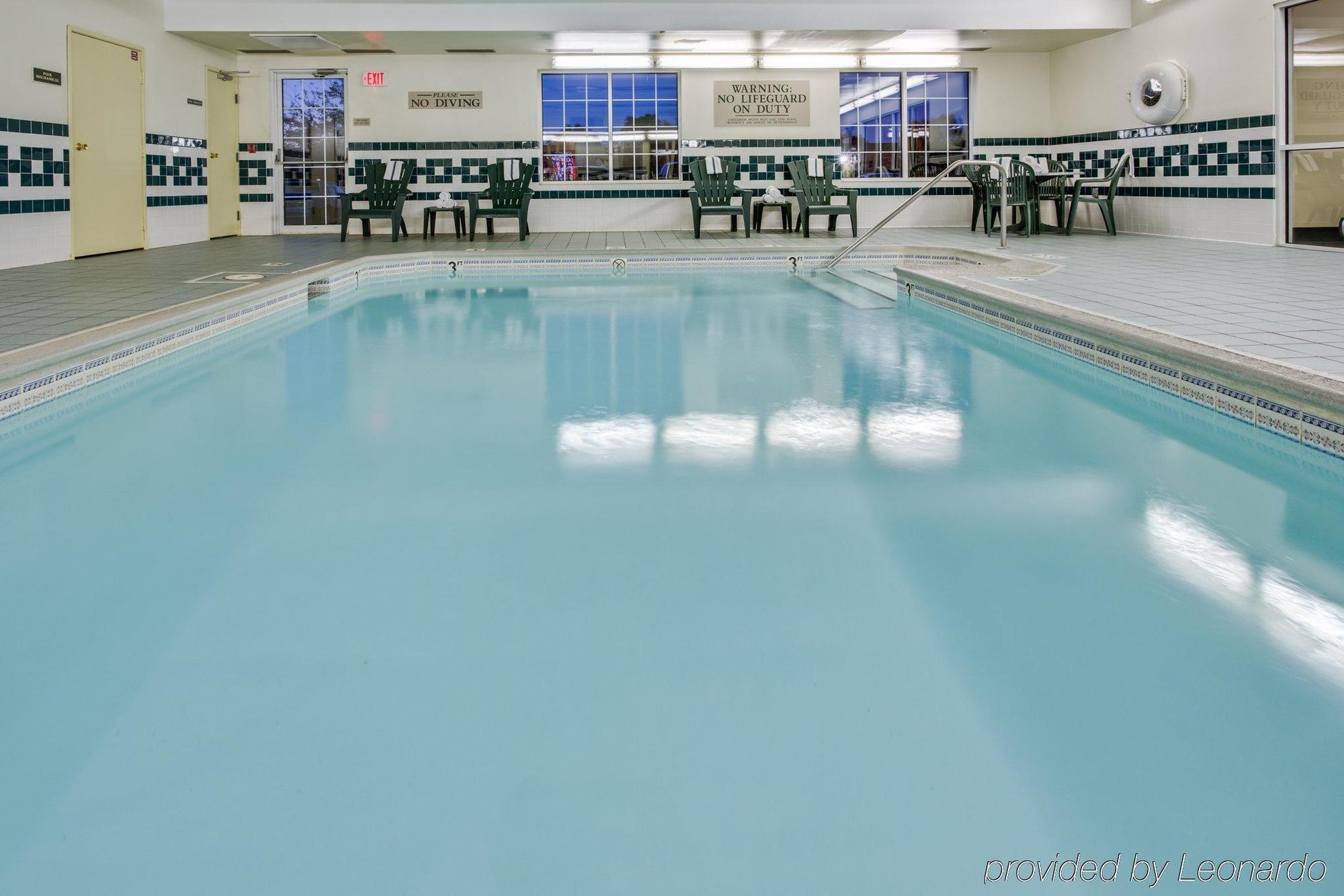 Express And Chicago West - St Charles By Ihg 2* Saint Charles