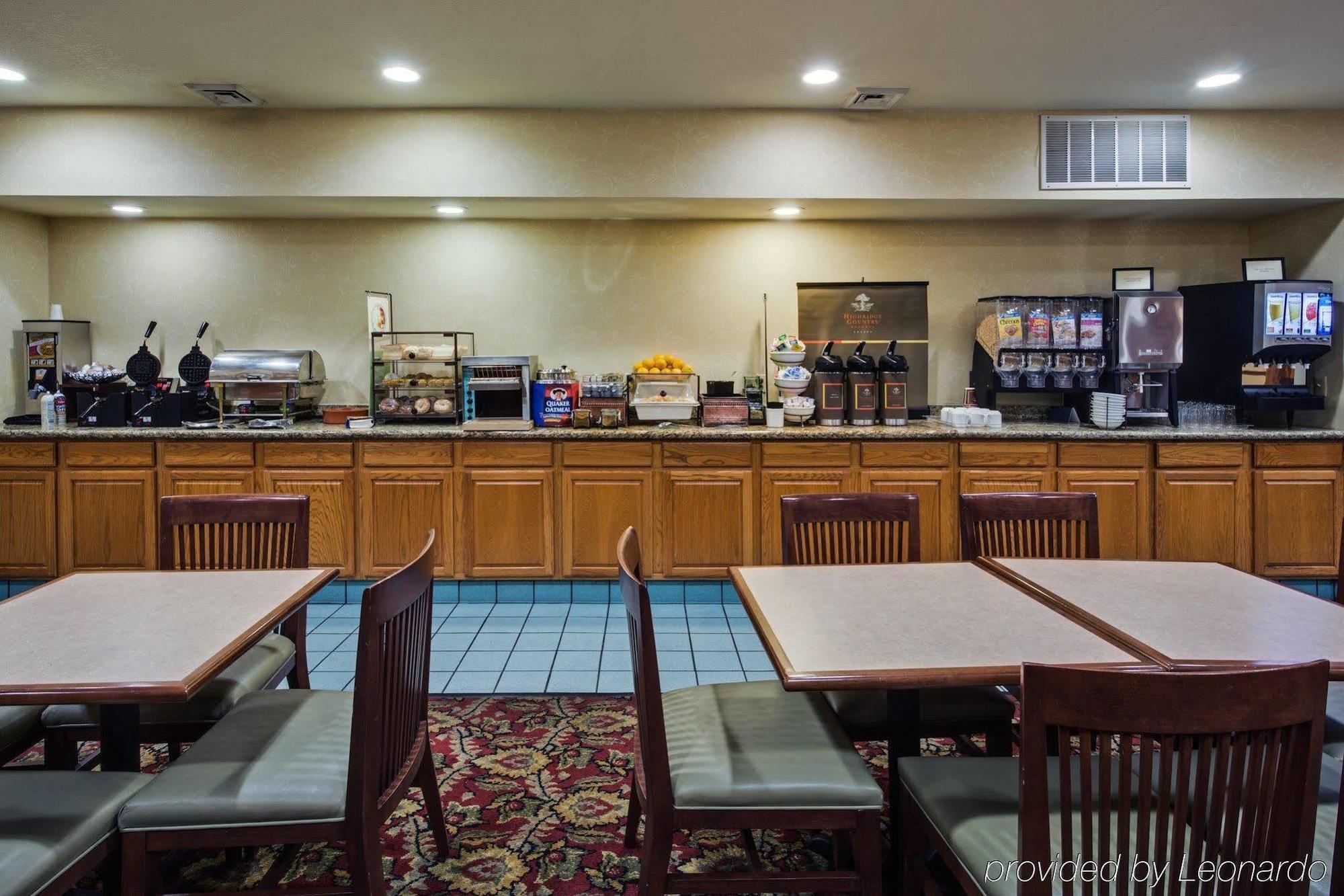 Express And Chicago West - St Charles By Ihg Hotel
